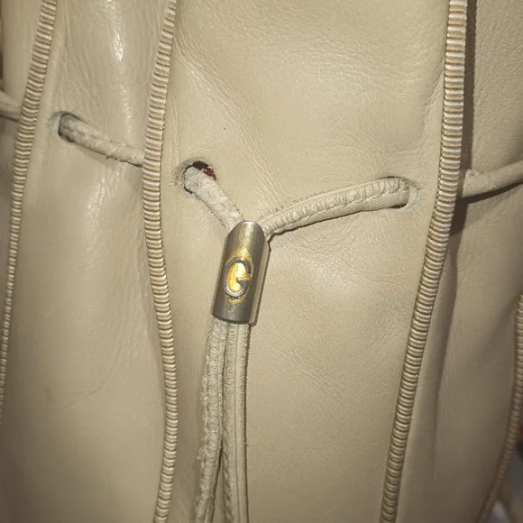 💕VINTAGE RARE BALLOON GUCCI BAG💕 - Picture 4 of 8